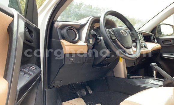 Buy Import Toyota 4Runner White Car in Import - Dubai in Ashanti Buy Import Toyota 4Runner White Car in Import - Dubai in Ashanti