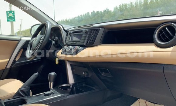 Buy Import Toyota 4Runner White Car in Import - Dubai in Ashanti Buy Import Toyota 4Runner White Car in Import - Dubai in Ashanti