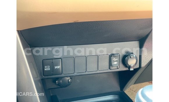 Buy Import Toyota 4Runner White Car in Import - Dubai in Ashanti Buy Import Toyota 4Runner White Car in Import - Dubai in Ashanti