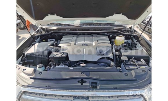 Ra Imported Toyota Land Cruiser funfun Ọkọ̀ in Import - Dubai ni Ashanti Ra Imported Toyota Land Cruiser funfun Ọkọ̀ in Import - Dubai ni Ashanti