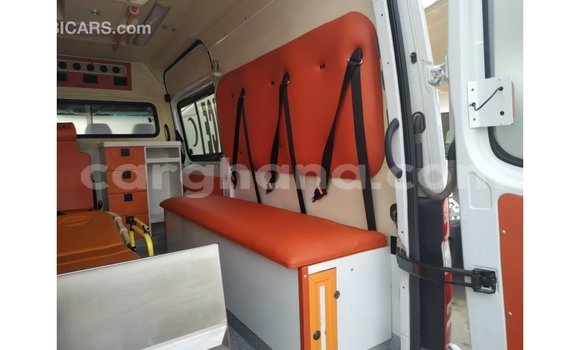 Buy Import Mercedes‒Benz Sprinter White Truck in Import - Dubai in Ashanti Buy Import Mercedes‒Benz Sprinter White Truck in Import - Dubai in Ashanti