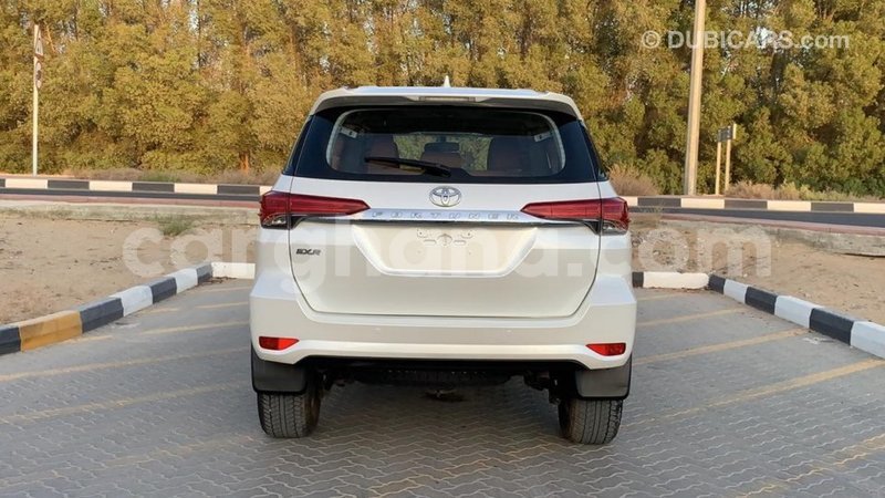 Big with watermark toyota fortuner ashanti import dubai 33474