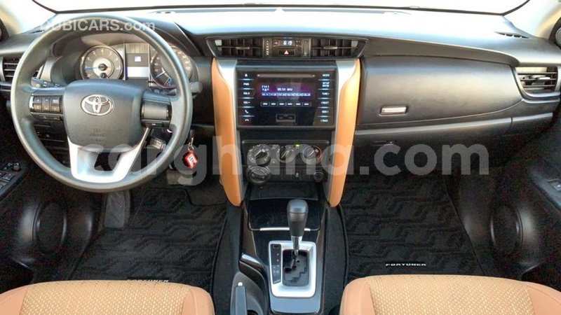 Big with watermark toyota fortuner ashanti import dubai 33474