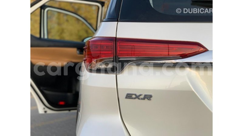 Big with watermark toyota fortuner ashanti import dubai 33474