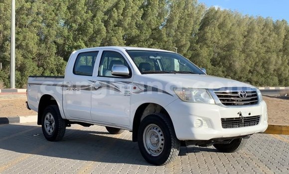 Buy Import Toyota Hilux White Car in Import - Dubai in Ashanti Buy Import Toyota Hilux White Car in Import - Dubai in Ashanti