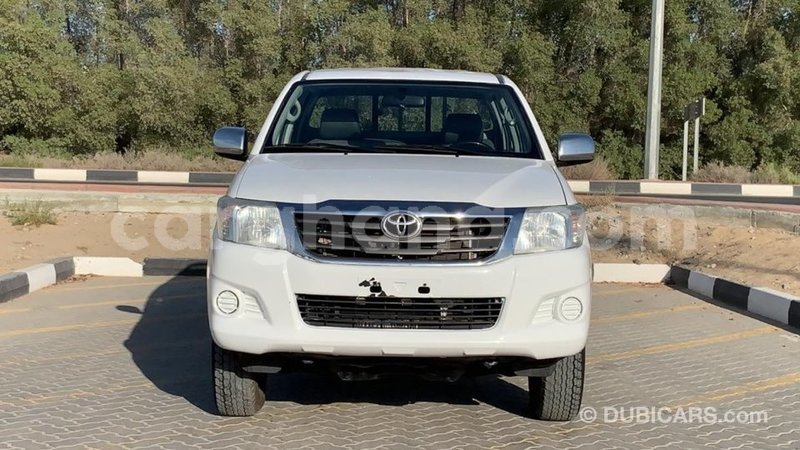 Big with watermark toyota hilux ashanti import dubai 33475