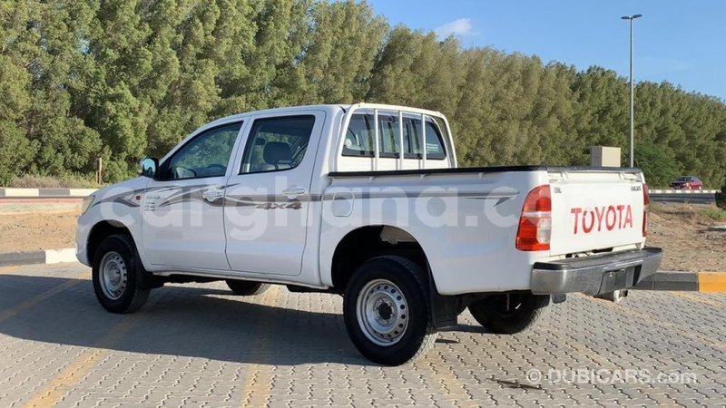 Big with watermark toyota hilux ashanti import dubai 33475