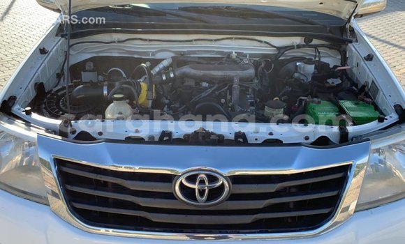 Buy Import Toyota Hilux White Car in Import - Dubai in Ashanti Buy Import Toyota Hilux White Car in Import - Dubai in Ashanti