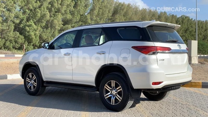 Big with watermark toyota fortuner ashanti import dubai 33476