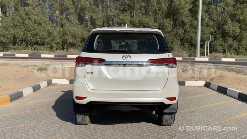 Big with watermark toyota fortuner ashanti import dubai 33476