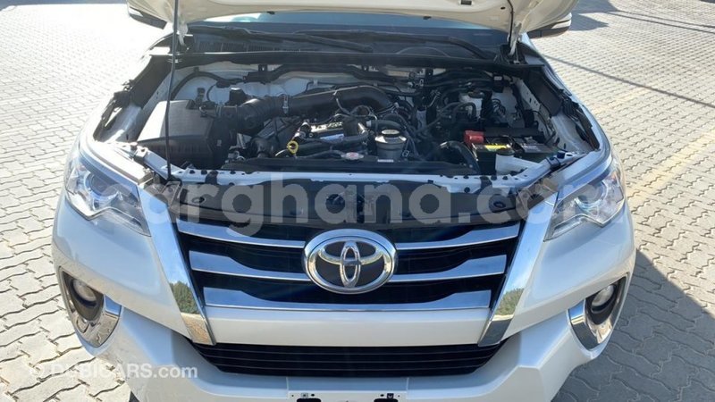 Big with watermark toyota fortuner ashanti import dubai 33476