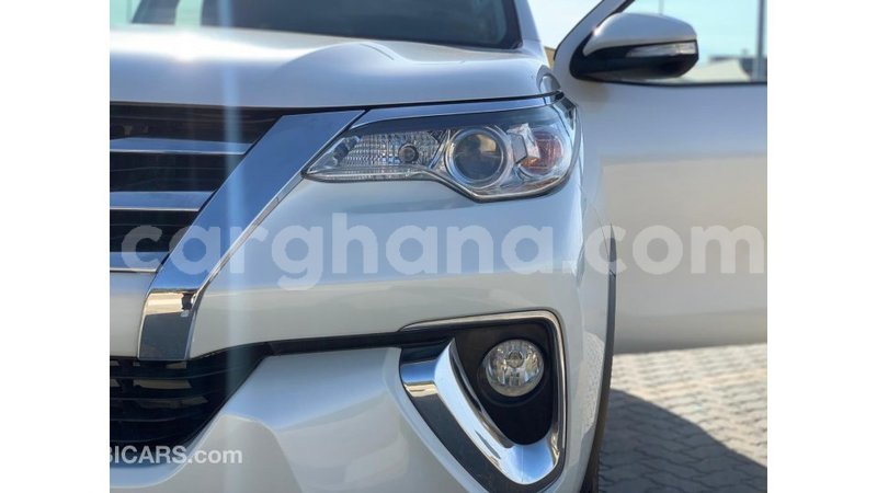 Big with watermark toyota fortuner ashanti import dubai 33476