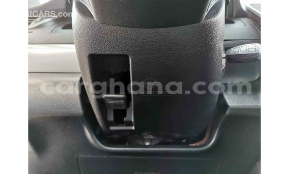 Ra Imported Toyota Camry funfun Ọkọ̀ in Import - Dubai ni Ashanti Ra Imported Toyota Camry funfun Ọkọ̀ in Import - Dubai ni Ashanti