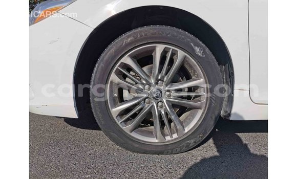 Ra Imported Toyota Camry funfun Ọkọ̀ in Import - Dubai ni Ashanti Ra Imported Toyota Camry funfun Ọkọ̀ in Import - Dubai ni Ashanti