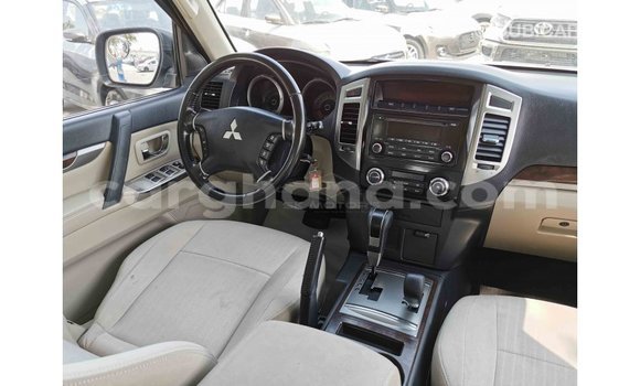 Sayi Imported Mitsubishi Pajero White Mota in Import - Dubai a Ashanti Sayi Imported Mitsubishi Pajero White Mota in Import - Dubai a Ashanti