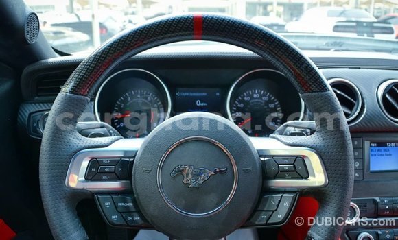 Sayi Imported Ford Mustang White Mota in Import - Dubai a Ashanti Sayi Imported Ford Mustang White Mota in Import - Dubai a Ashanti