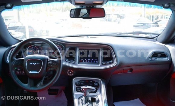 Ra Imported Dodge Challenger funfun Ọkọ̀ in Import - Dubai ni Ashanti Ra Imported Dodge Challenger funfun Ọkọ̀ in Import - Dubai ni Ashanti