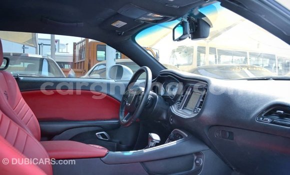 Ra Imported Dodge Challenger funfun Ọkọ̀ in Import - Dubai ni Ashanti Ra Imported Dodge Challenger funfun Ọkọ̀ in Import - Dubai ni Ashanti