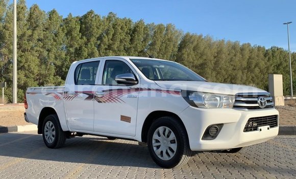 Buy Import Toyota Hilux White Car in Import - Dubai in Ashanti Buy Import Toyota Hilux White Car in Import - Dubai in Ashanti