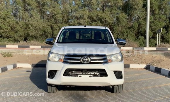 Buy Import Toyota Hilux White Car in Import - Dubai in Ashanti Buy Import Toyota Hilux White Car in Import - Dubai in Ashanti