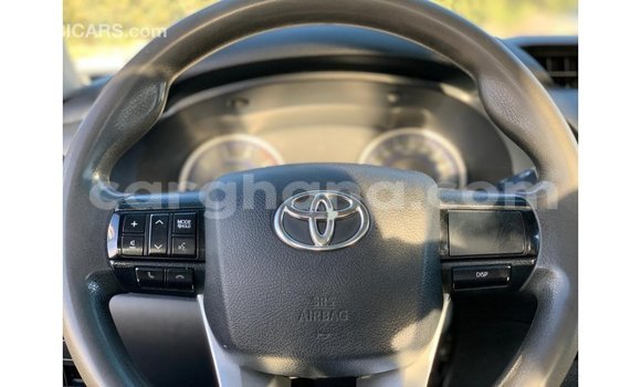 Buy Import Toyota Hilux White Car in Import - Dubai in Ashanti Buy Import Toyota Hilux White Car in Import - Dubai in Ashanti