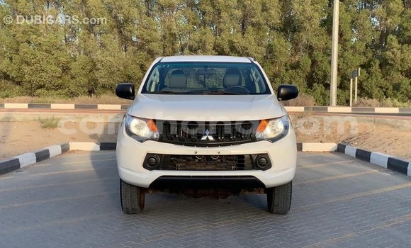 Buy Import Mitsubishi L200 White Car in Import - Dubai in Ashanti Buy Import Mitsubishi L200 White Car in Import - Dubai in Ashanti
