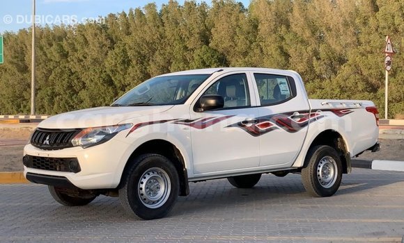 Buy Import Mitsubishi L200 White Car in Import - Dubai in Ashanti Buy Import Mitsubishi L200 White Car in Import - Dubai in Ashanti