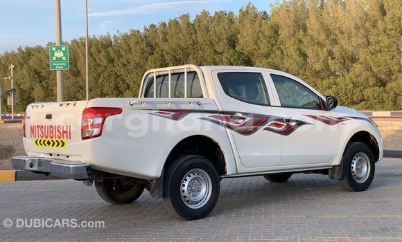 Buy Import Mitsubishi L200 White Car in Import - Dubai in Ashanti Buy Import Mitsubishi L200 White Car in Import - Dubai in Ashanti