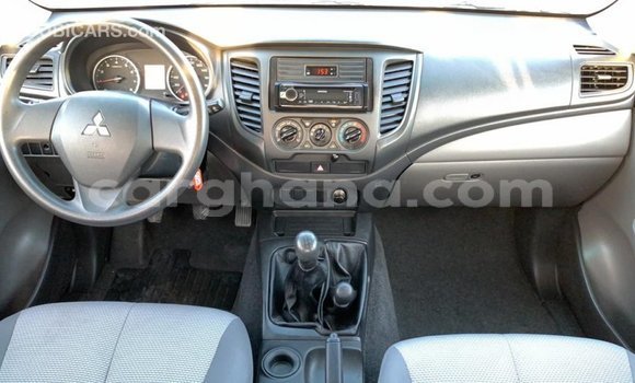 Buy Import Mitsubishi L200 White Car in Import - Dubai in Ashanti Buy Import Mitsubishi L200 White Car in Import - Dubai in Ashanti