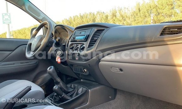 Buy Import Mitsubishi L200 White Car in Import - Dubai in Ashanti Buy Import Mitsubishi L200 White Car in Import - Dubai in Ashanti