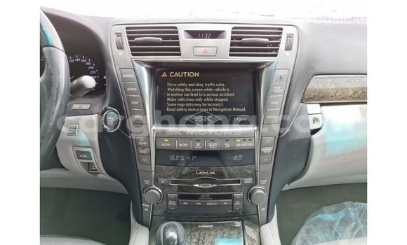 Sayi Imported Lexus LS Sauran Mota in Import - Dubai a Ashanti Sayi Imported Lexus LS Sauran Mota in Import - Dubai a Ashanti