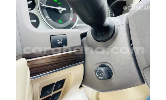 Buy Import Toyota Land Cruiser White Car in Import - Dubai in Ashanti Buy Import Toyota Land Cruiser White Car in Import - Dubai in Ashanti