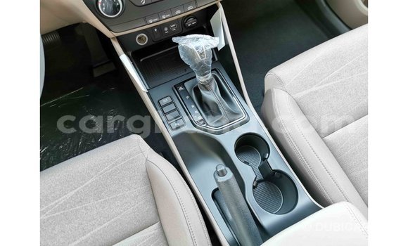 Sayi Imported Hyundai Tucson White Mota in Import - Dubai a Ashanti Sayi Imported Hyundai Tucson White Mota in Import - Dubai a Ashanti