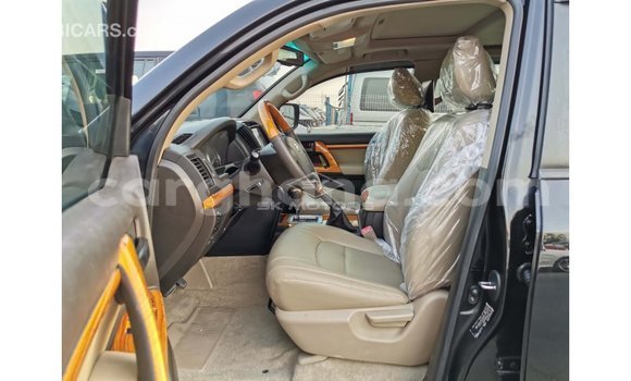 Sayi Imported Toyota Land Cruiser Black Mota in Import - Dubai a Ashanti Sayi Imported Toyota Land Cruiser Black Mota in Import - Dubai a Ashanti