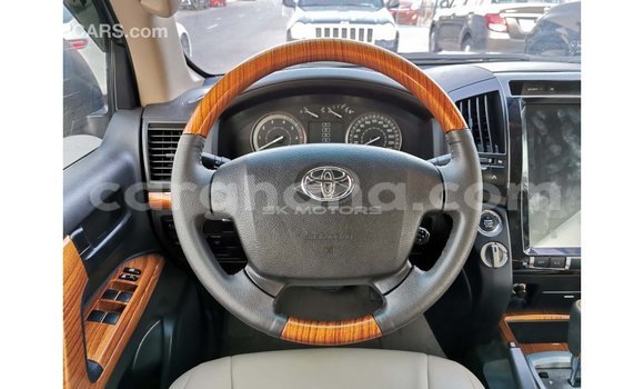 Sayi Imported Toyota Land Cruiser Black Mota in Import - Dubai a Ashanti Sayi Imported Toyota Land Cruiser Black Mota in Import - Dubai a Ashanti