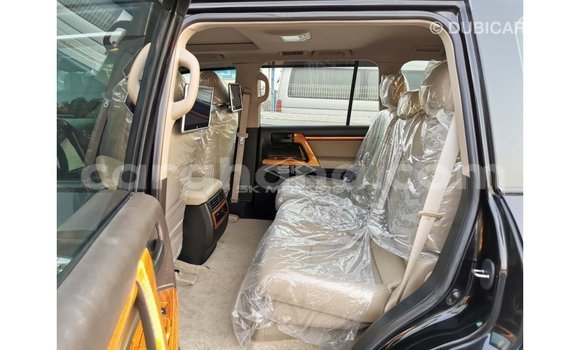 Sayi Imported Toyota Land Cruiser Black Mota in Import - Dubai a Ashanti Sayi Imported Toyota Land Cruiser Black Mota in Import - Dubai a Ashanti