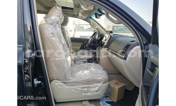 Ra Imported Toyota Land Cruiser Black Ọkọ̀ in Import - Dubai ni Ashanti Ra Imported Toyota Land Cruiser Black Ọkọ̀ in Import - Dubai ni Ashanti