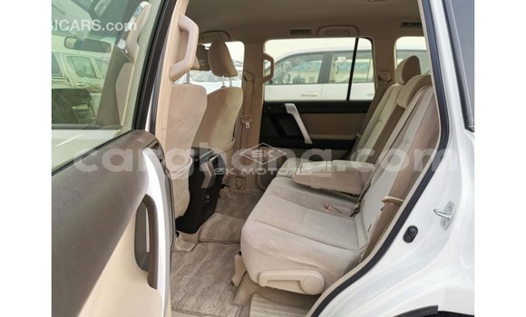 Buy Import Toyota Prado White Car in Import - Dubai in Ashanti Buy Import Toyota Prado White Car in Import - Dubai in Ashanti