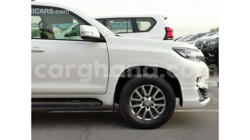 Big with watermark toyota prado ashanti import dubai 33602