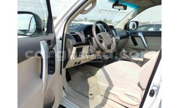 Sayi Imported Toyota Prado White Mota in Import - Dubai a Ashanti Sayi Imported Toyota Prado White Mota in Import - Dubai a Ashanti
