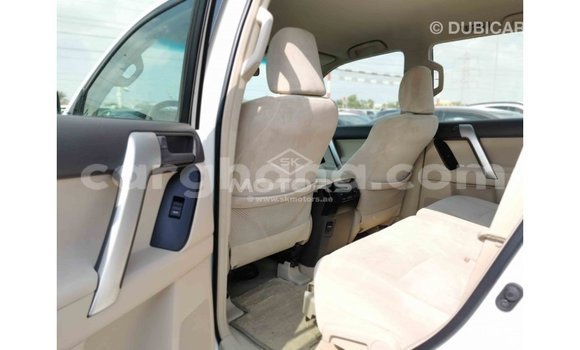 Sayi Imported Toyota Prado White Mota in Import - Dubai a Ashanti Sayi Imported Toyota Prado White Mota in Import - Dubai a Ashanti
