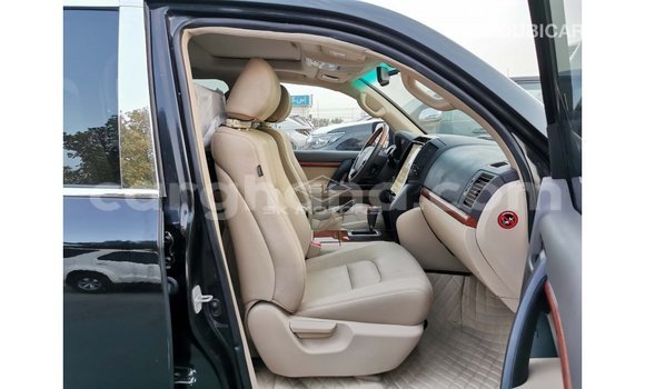 Ra Imported Toyota Land Cruiser Black Ọkọ̀ in Import - Dubai ni Ashanti Ra Imported Toyota Land Cruiser Black Ọkọ̀ in Import - Dubai ni Ashanti