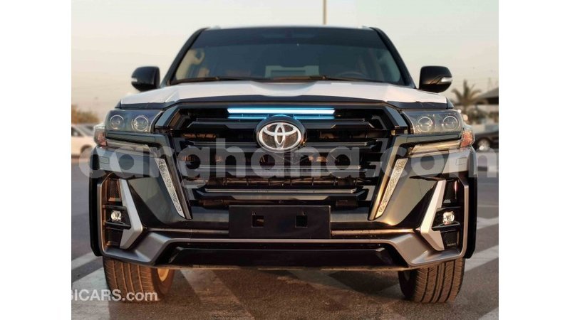 Big with watermark toyota land cruiser ashanti import dubai 33635