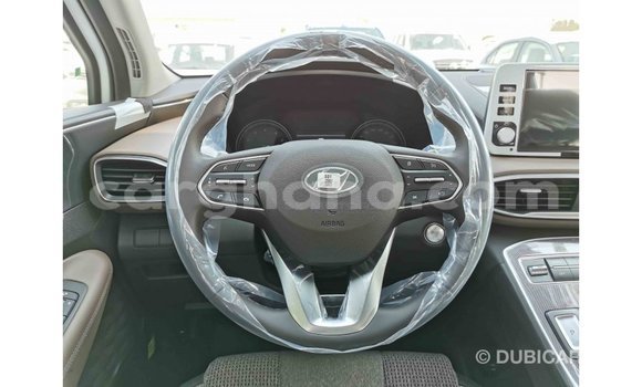 Buy Import Hyundai Santa Fe White Car in Import - Dubai in Ashanti Buy Import Hyundai Santa Fe White Car in Import - Dubai in Ashanti