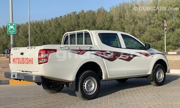 Buy Import Mitsubishi L200 White Car in Import - Dubai in Ashanti Buy Import Mitsubishi L200 White Car in Import - Dubai in Ashanti