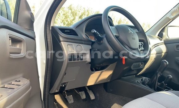 Buy Import Mitsubishi L200 White Car in Import - Dubai in Ashanti Buy Import Mitsubishi L200 White Car in Import - Dubai in Ashanti