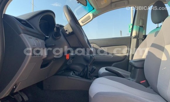 Buy Import Mitsubishi L200 White Car in Import - Dubai in Ashanti Buy Import Mitsubishi L200 White Car in Import - Dubai in Ashanti