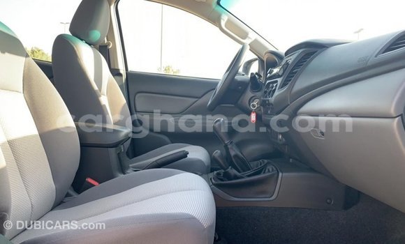 Buy Import Mitsubishi L200 White Car in Import - Dubai in Ashanti Buy Import Mitsubishi L200 White Car in Import - Dubai in Ashanti
