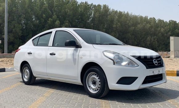 Sayi Imported Nissan Sunny White Mota in Import - Dubai a Ashanti Sayi Imported Nissan Sunny White Mota in Import - Dubai a Ashanti