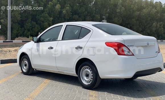Sayi Imported Nissan Sunny White Mota in Import - Dubai a Ashanti Sayi Imported Nissan Sunny White Mota in Import - Dubai a Ashanti